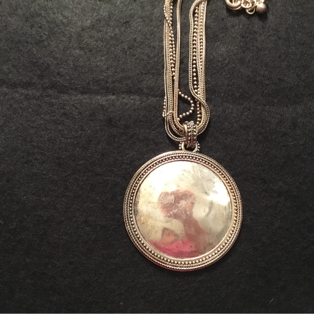 Elegant Silver Necklace
